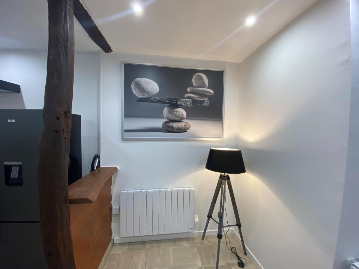 La Galerie, Proche Aeroport Apartment Tille Bagian luar foto