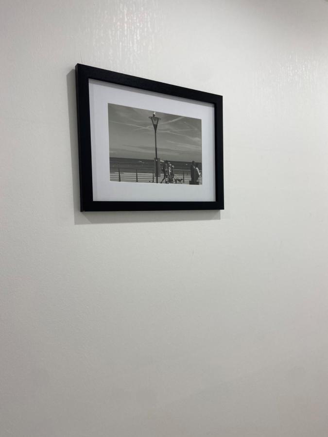 La Galerie, Proche Aeroport Apartment Tille Bagian luar foto